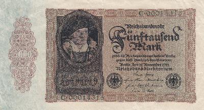 Beschrijving voorzijde: URMILLER